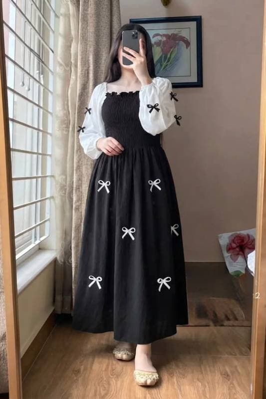 Okay poki Gown (block 🖤) thumbnail 1